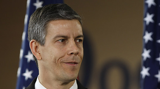 Roland, TJMS, 02.02.10: Sec. Arne Duncan sits in for Roland Martin to discuss funds being made available to HBCUs