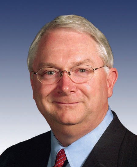 Neugebauer follows apology for outburst with ad