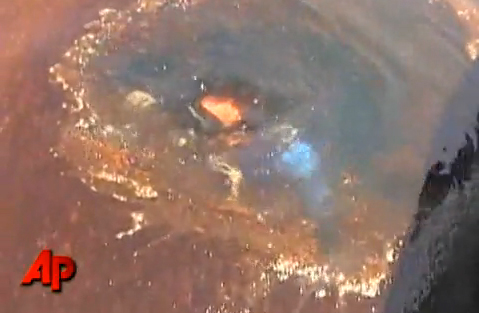 Gulf Oil Spill Dive: Reporter Takes A Dip Without Hazmat Suit (VIDEO)