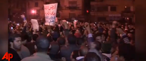 Egypt Cracks Down Amid Deadly Protests (VIDEO)