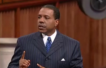 Web Watch: He Had A Wreck? Creflo Dollar Shows Support For Bishop Long, Never Mentions Victims
