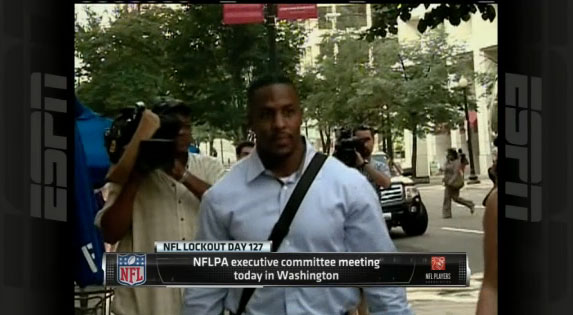 NFLPA Discussing New Collective Bargaining Agreement (VIDEO)